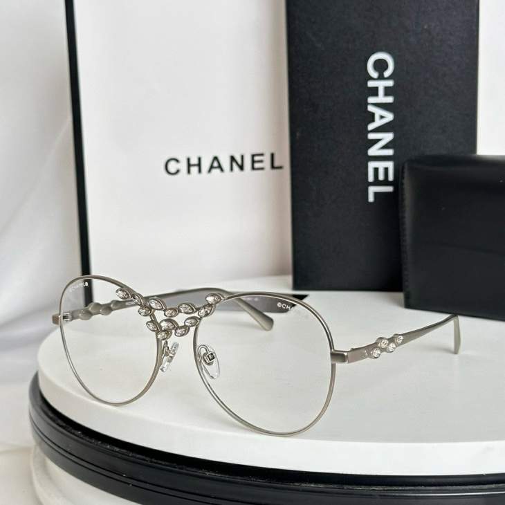 Picture of Chanel Sunglasses _SKUfw76721377fw